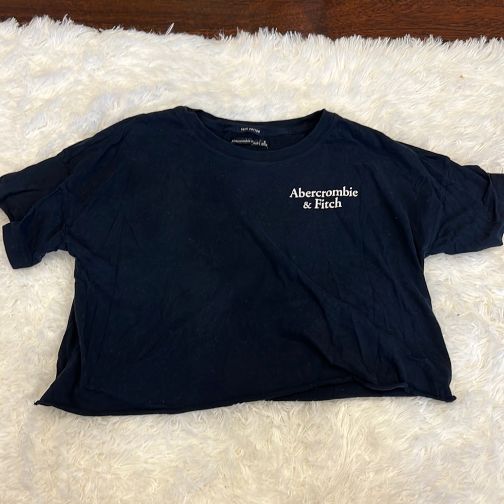 Navy blue cropped abercrombie and ditch top